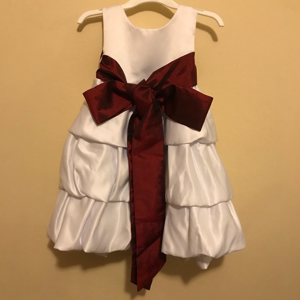 White dress with a bow